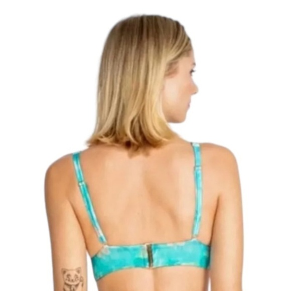 NEW Johnny Was Calme Adjustable Bikini Triangle Swim Top  MSRP $88‎ - Picture 2 of 8